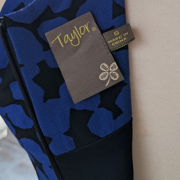 EUC Size 6 Royal Blue & Black Print Dress by Taylor - Picture 3 of 4